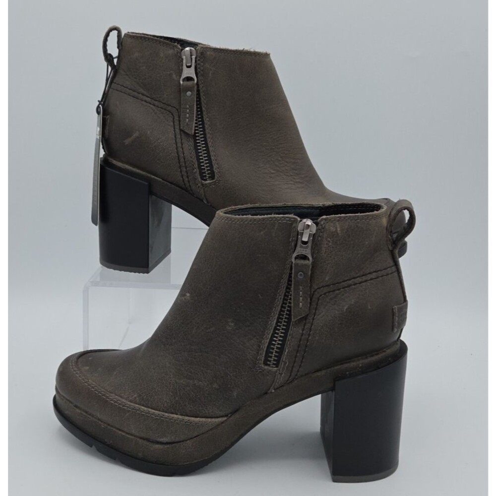 NWOB Sorel Blake Chunky Bootie Block Heel Quarry Gray Size 6.5 Side Zip Leather